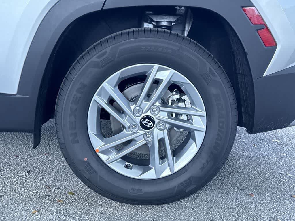 New 2026 Hyundai Tucson SE FWD image 11