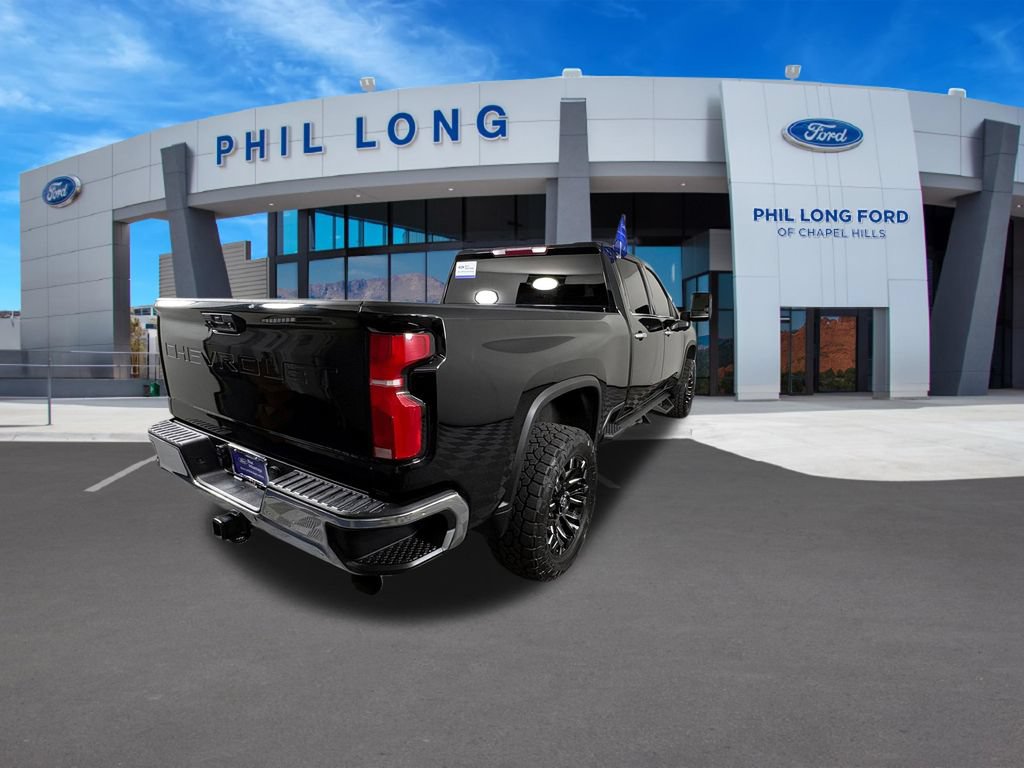 Used 2024 Chevrolet Silverado 2500 LTZ AWD/4WD image 5