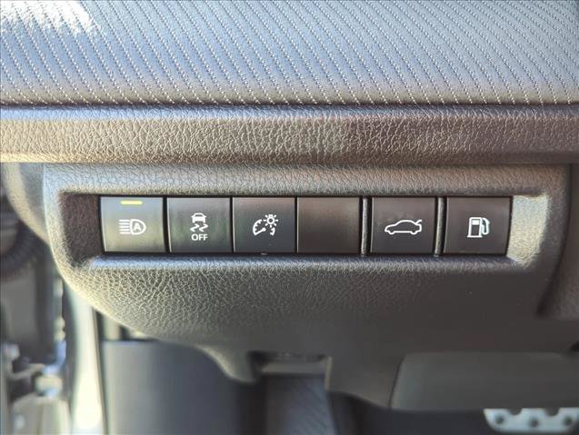 Used 2026 Toyota Camry SE FWD image 14