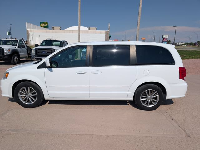 Used 2016 Dodge Grand Caravan SE FWD image 10