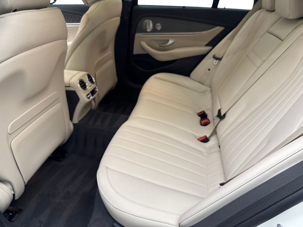 Used 2023 Mercedes-Benz E 450 4MATIC All-Terrain Wagon image 32