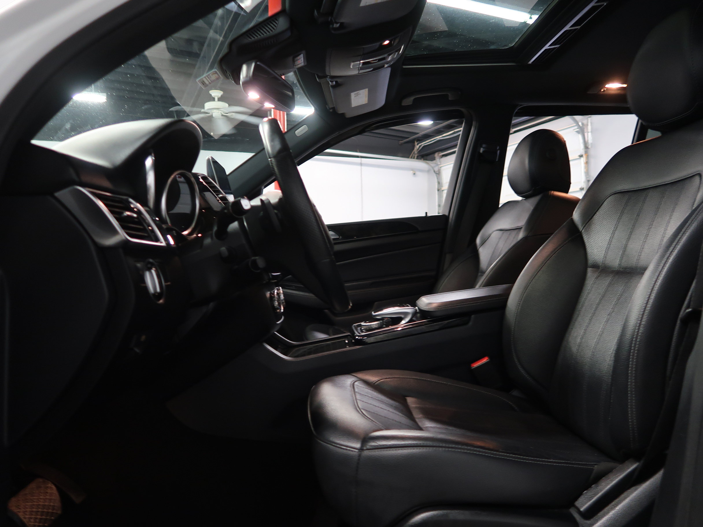 Used 2018 Mercedes-Benz GLE 350 image 29