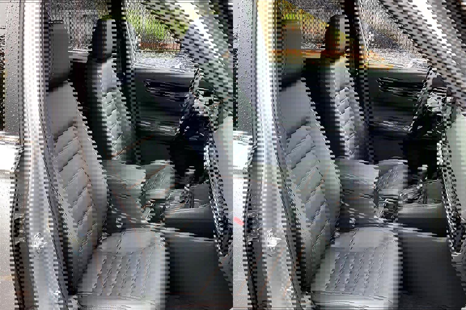 Used 2025 Honda CR-V Sport Touring image 10