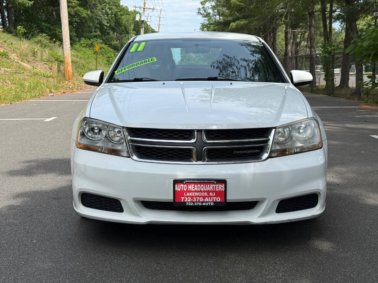 Used 2011 Dodge Avenger Mainstreet FWD image 2