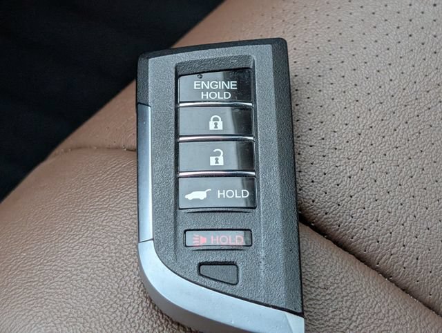 Used 2025 Acura MDX w/ Technology Package FWD image 33