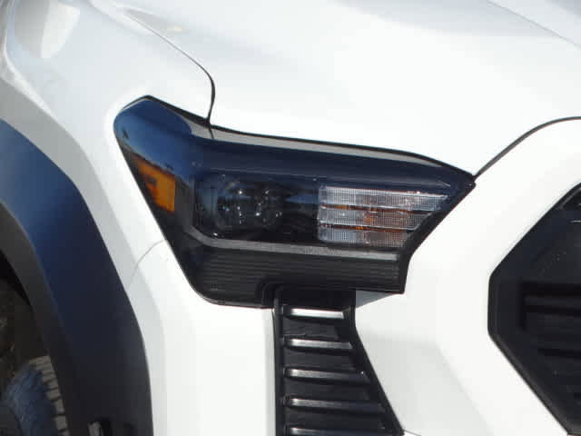Used 2025 Toyota Tacoma TRD Off-Road image 5