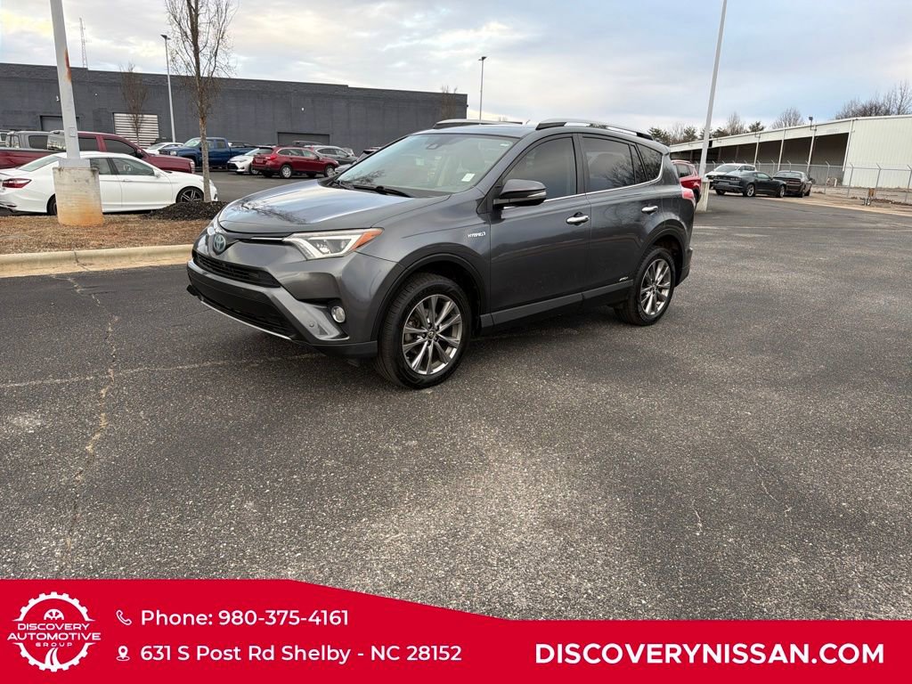 Used 2017 Toyota RAV4 Limited image 2