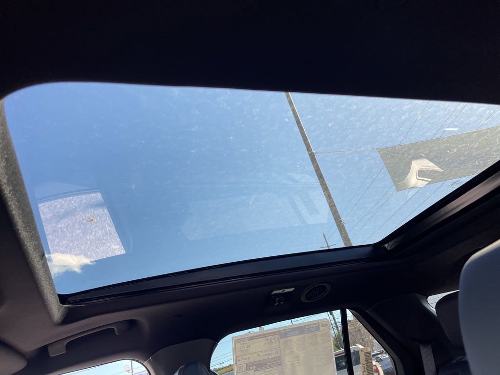 New 2026 Ford Explorer ST-Line w/ ST-Line Street Pack image 19