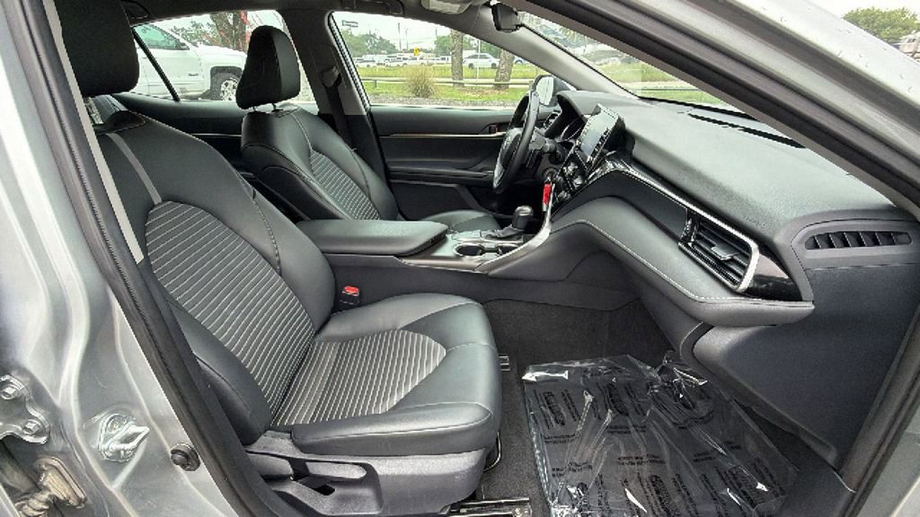 Certified 2024 Toyota Camry SE FWD image 39