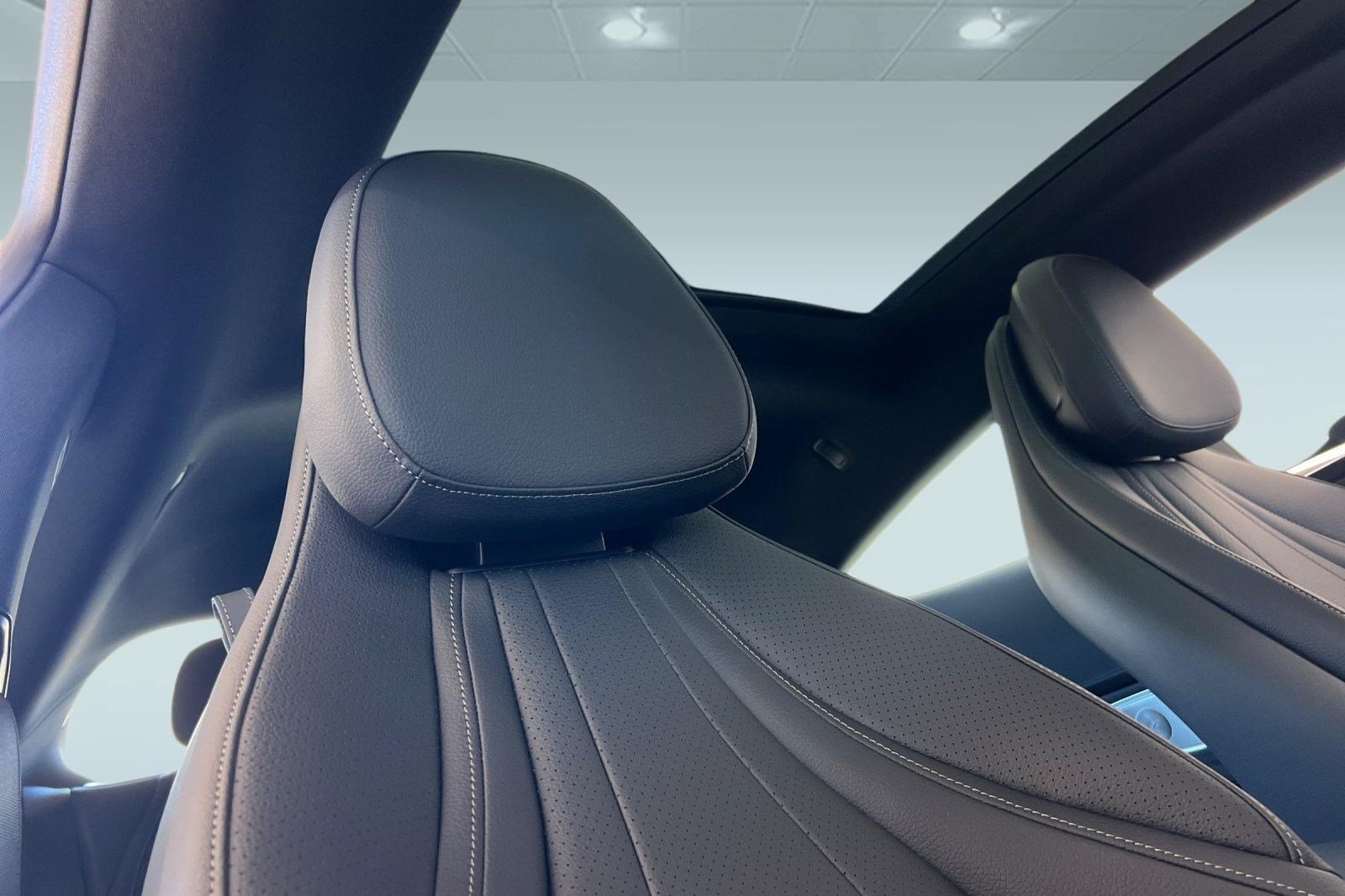 New 2026 Mercedes-Benz CLE 300 4MATIC Coupe image 23