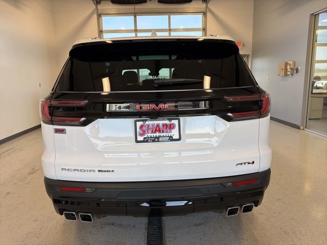 Used 2025 GMC Acadia AT4 w/ Luxury Package image 8
