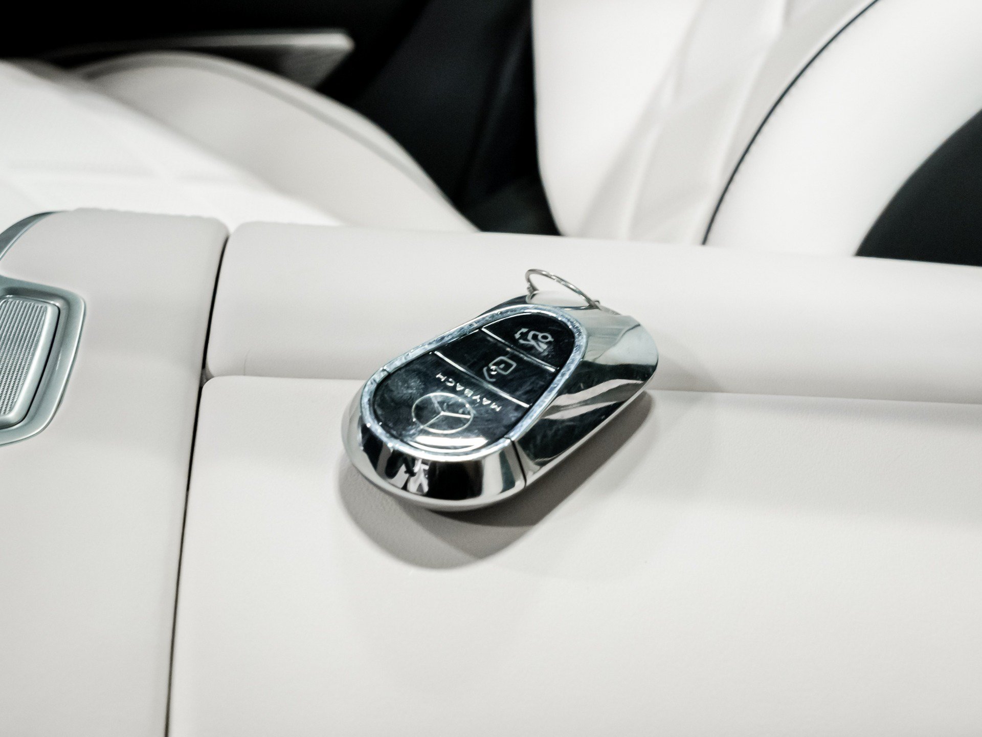 Used 2024 Mercedes-Benz Maybach S 680 4MATIC image 96