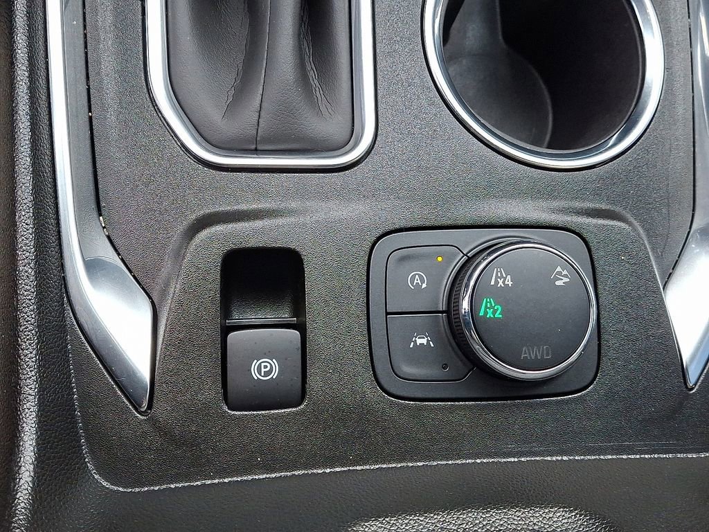 Used 2023 Chevrolet Traverse LS w/ Midnight/Sport Edition image 30