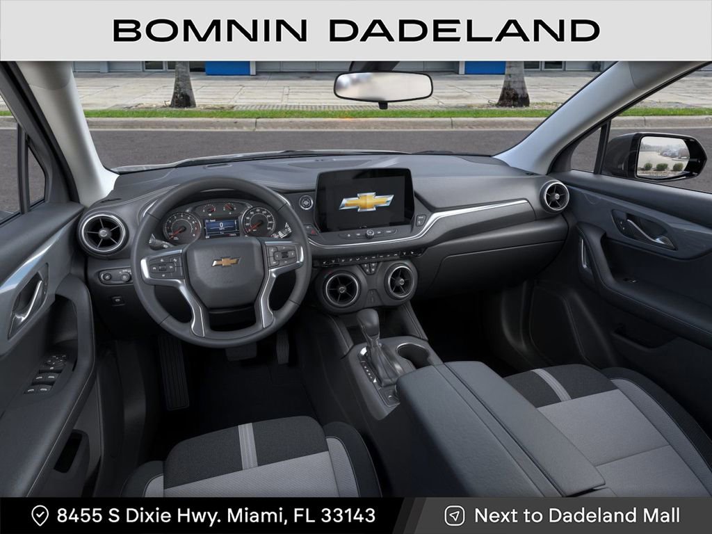 New 2025 Chevrolet Blazer LT image 16