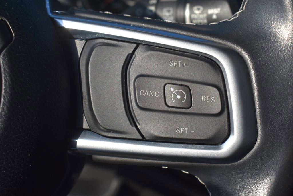 Used 2021 Jeep Wrangler Unlimited Sahara AWD/4WD image 26