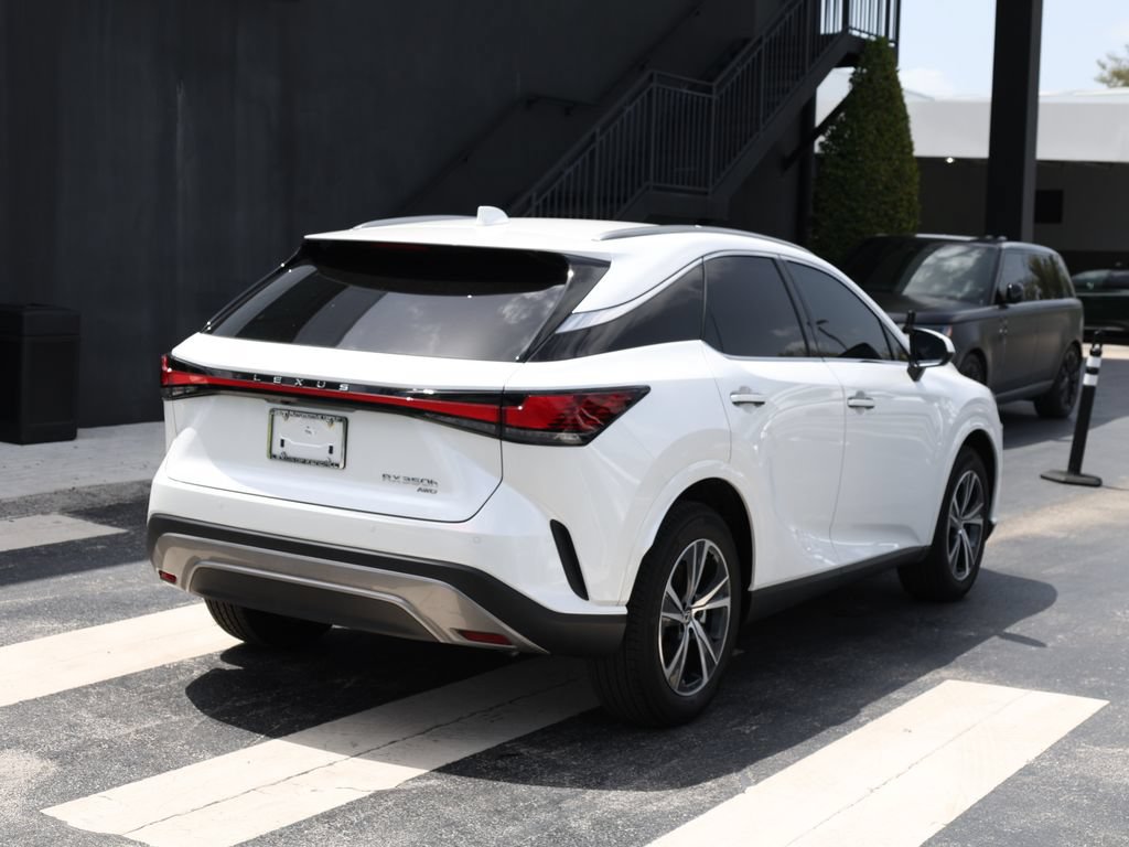 Used 2026 Lexus RX 350h w/ Convenience Package AWD/4WD image 4