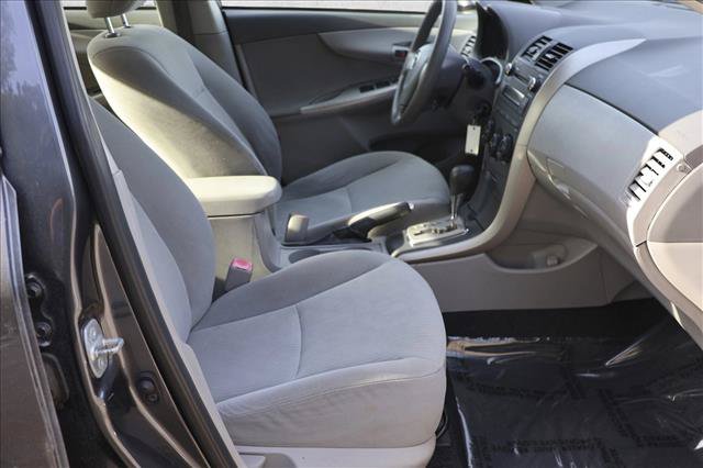 Used 2010 Toyota Corolla LE FWD image 26