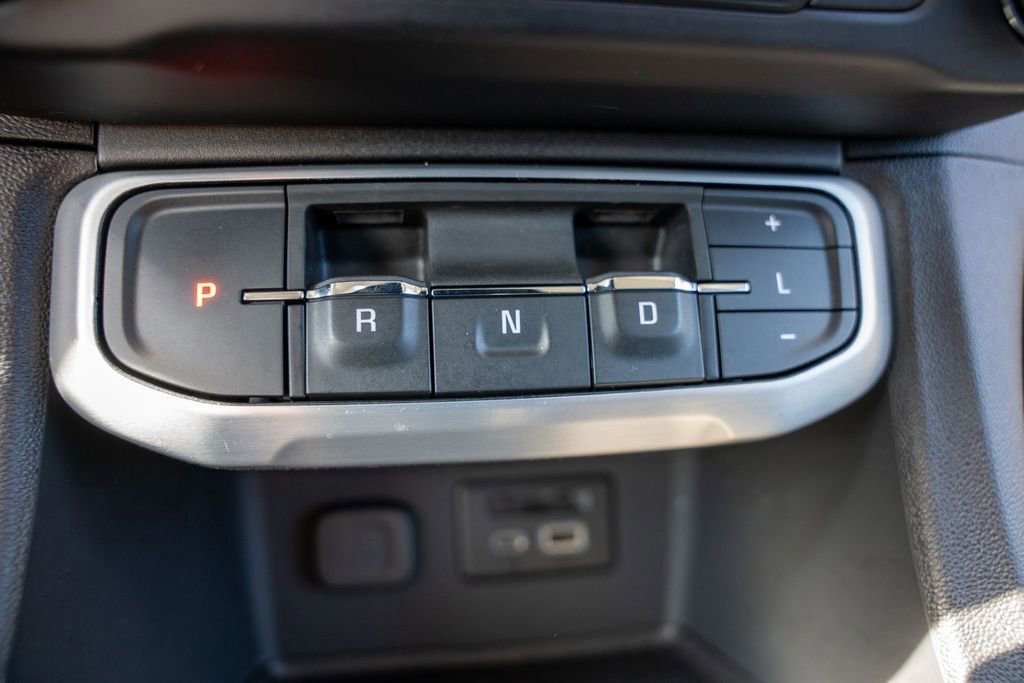 Used 2023 GMC Acadia SLT image 27