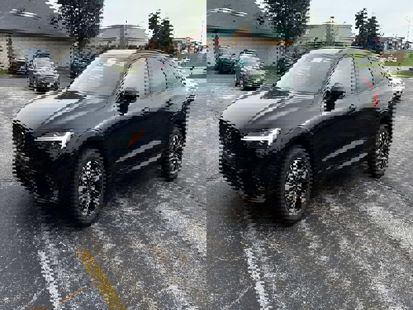 New 2026 Volvo XC60 B5 Plus w/ Climate Package