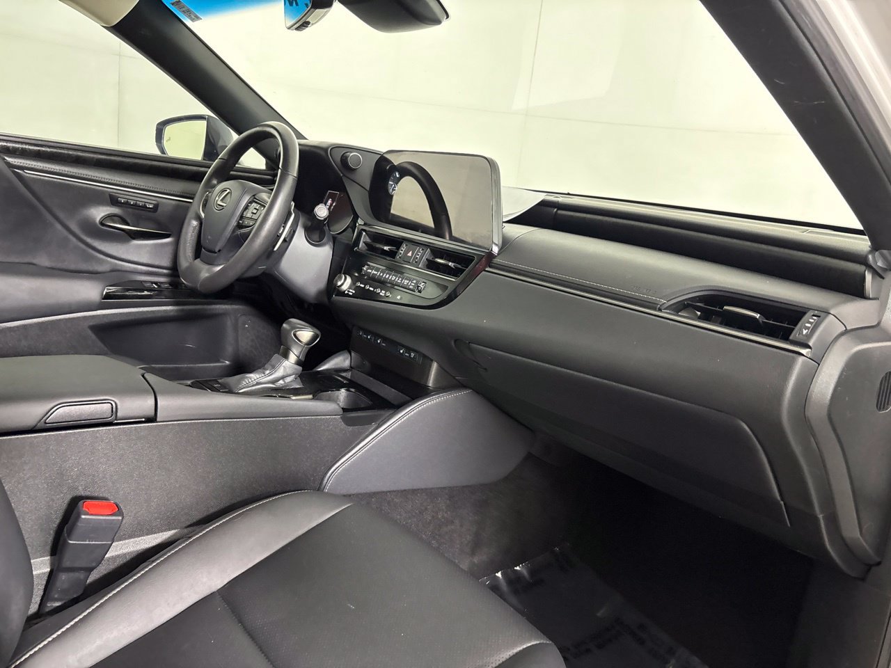 Used 2024 Lexus ES 350 w/ Premium Package FWD image 33
