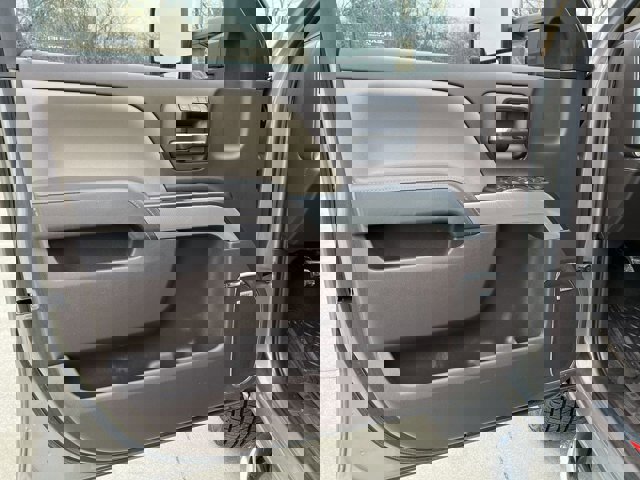 Used 2017 Chevrolet Silverado 2500 LTZ w/ Vortec Plus Package image 23