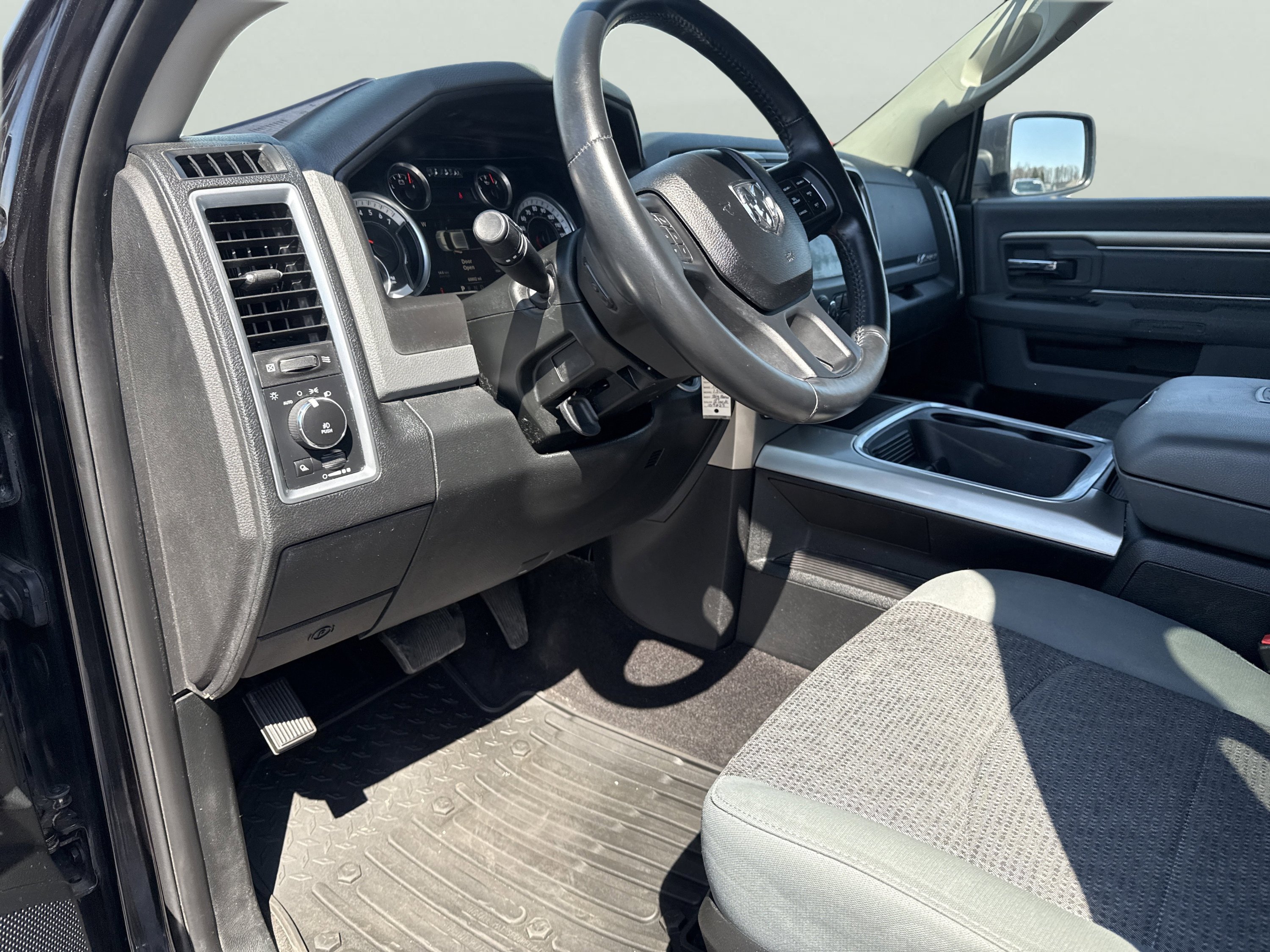 Used 2018 RAM 1500 Big Horn AWD/4WD image 15