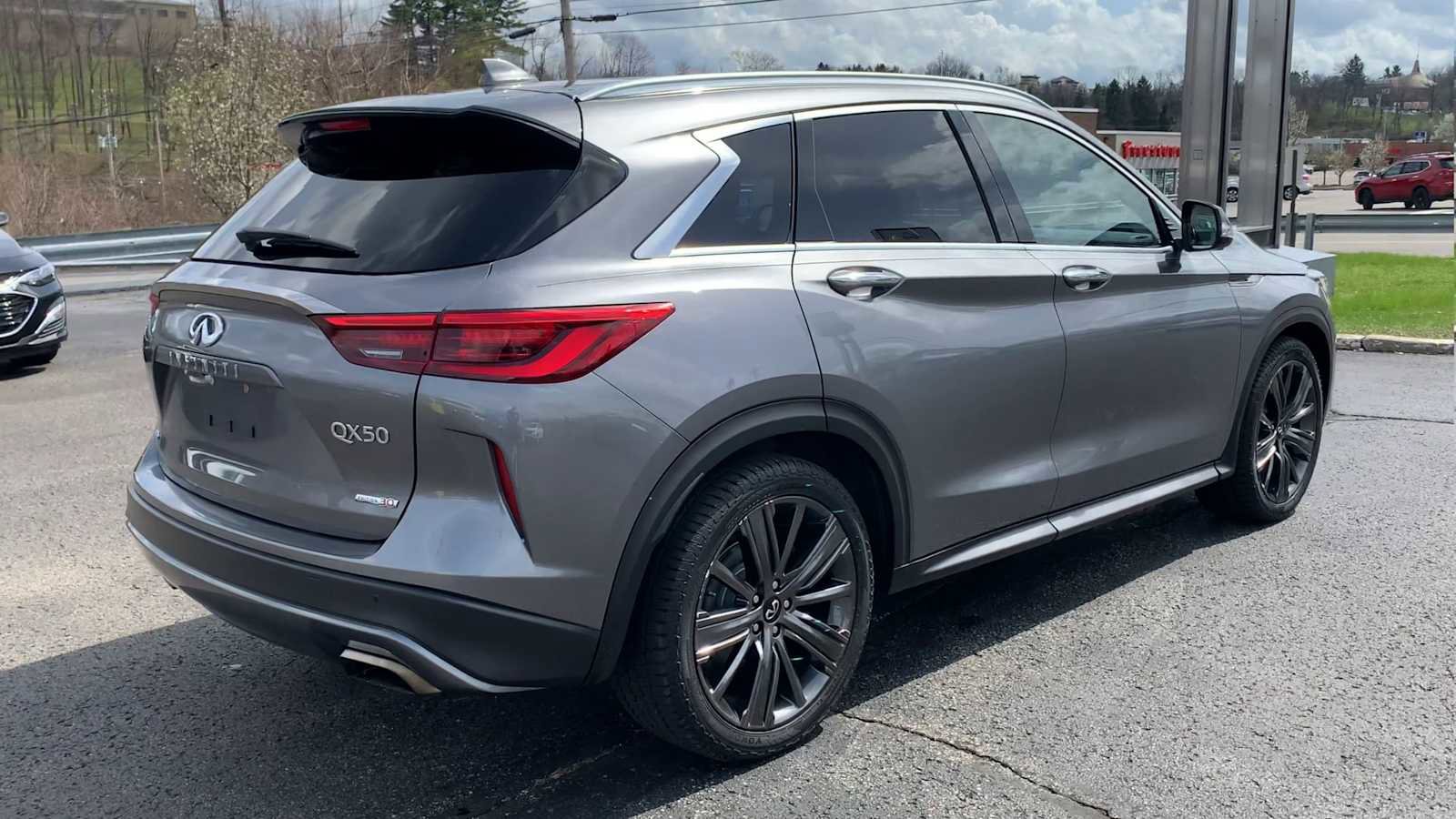 Used 2020 INFINITI QX50 Essential w/ Edition 30 Package image 8