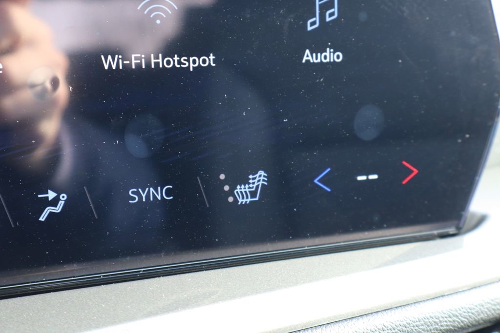 New 2026 Chevrolet Traverse LT w/ Midnight/Sport Edition image 19