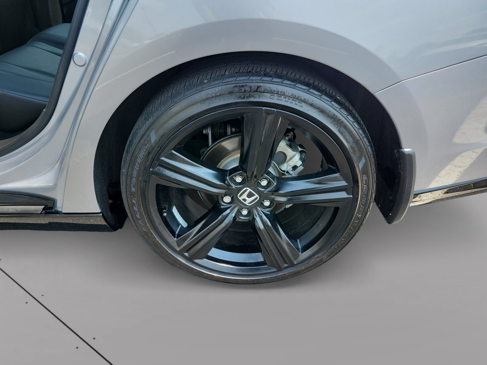 Used 2025 Honda Accord Sport image 15