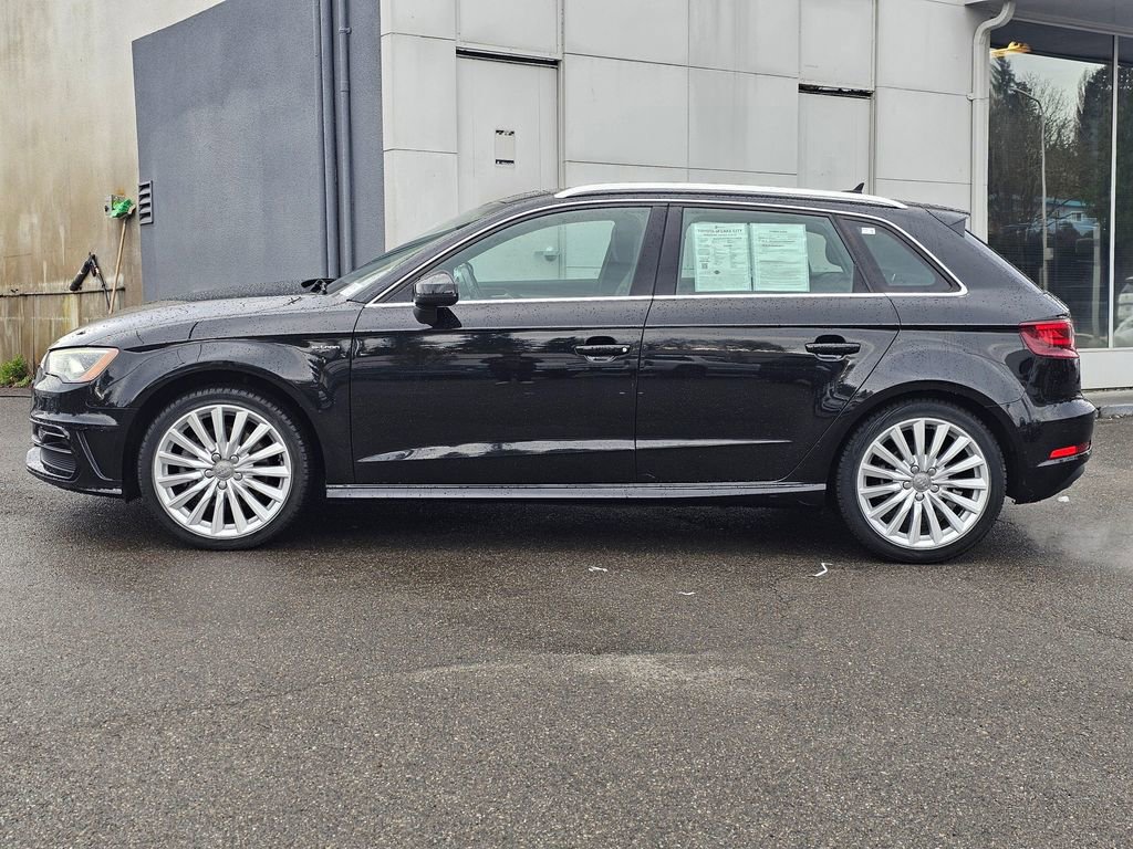 Used 2016 Audi A3 e-tron Premium Plus w/ Premium Plus Package image 4