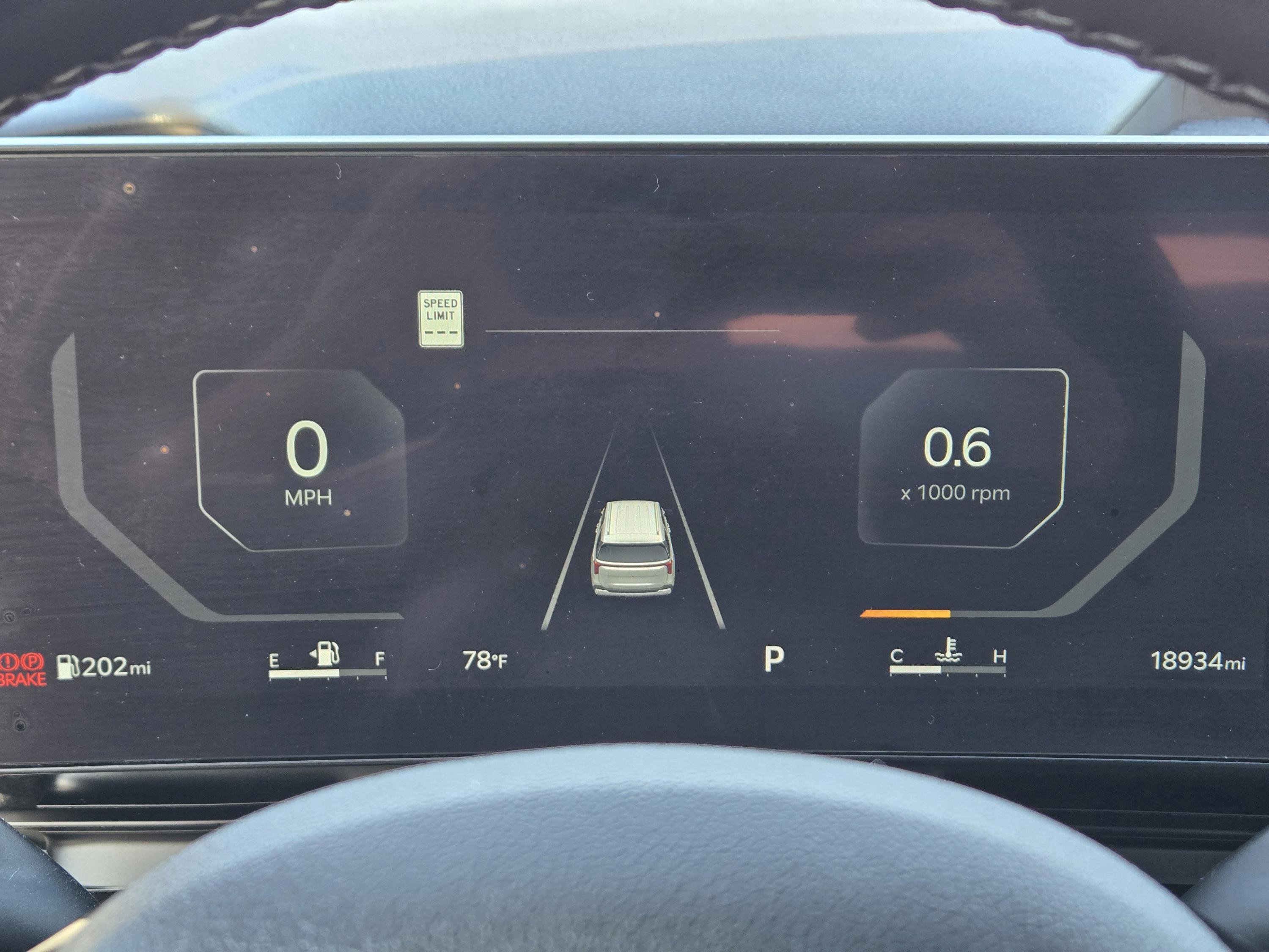 Used 2025 Kia Carnival SX image 25