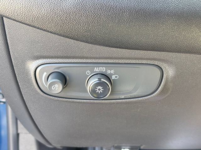 Used 2022 Chevrolet Equinox LT FWD image 20
