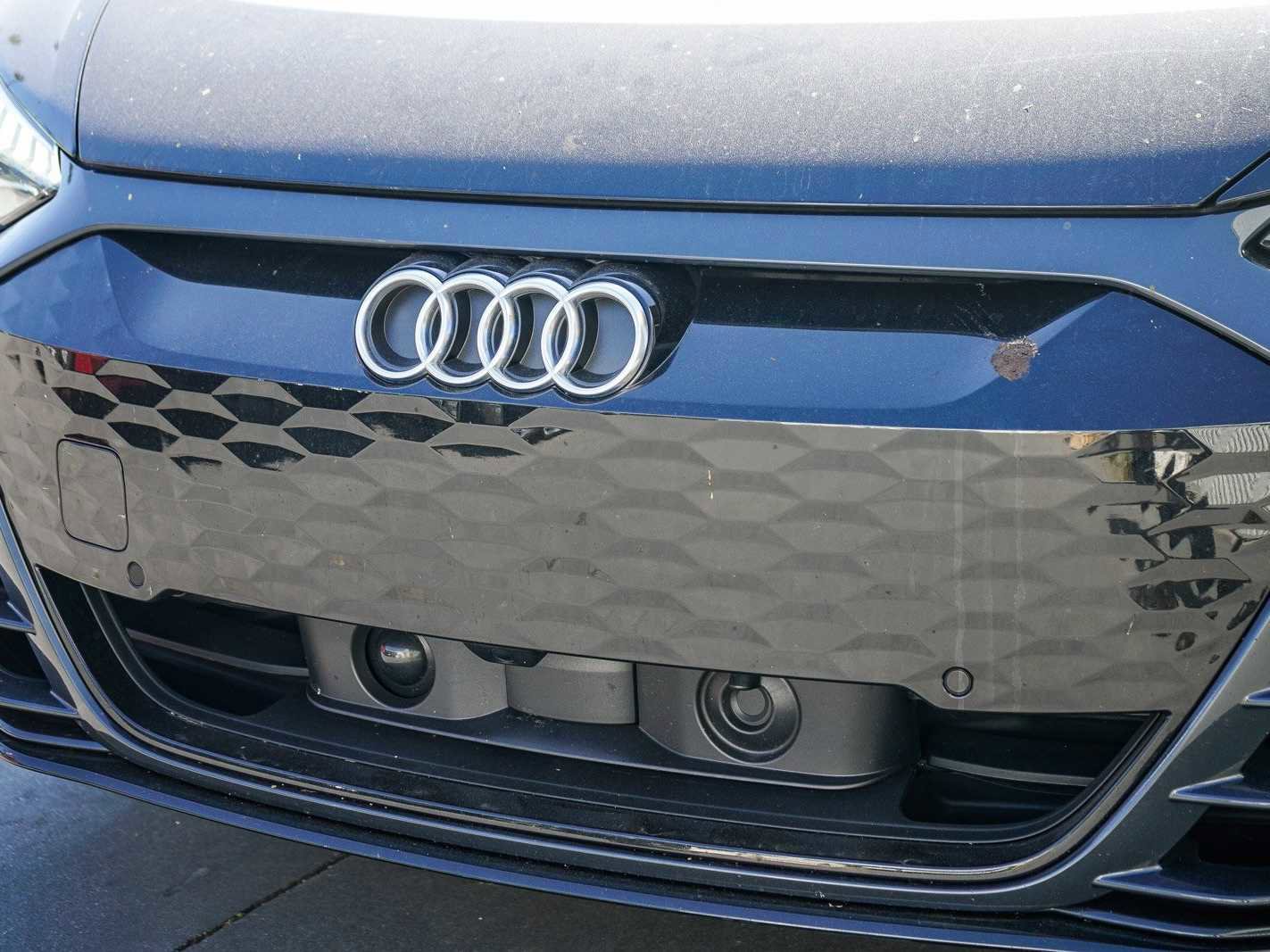 Used 2024 Audi e-tron GT Premium Plus image 8