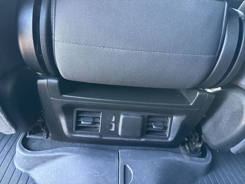 Used 2024 Chevrolet Silverado 1500 LT w/ Z71 Off-Road Package image 26