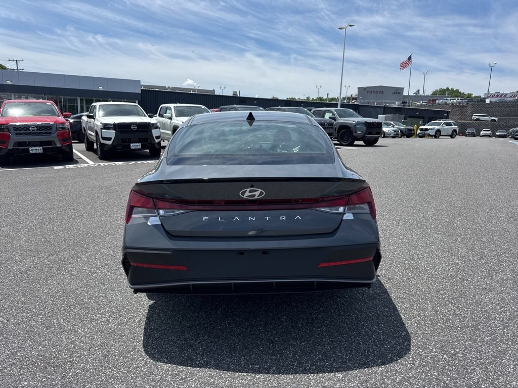 New 2026 Hyundai Elantra Sport FWD image 6