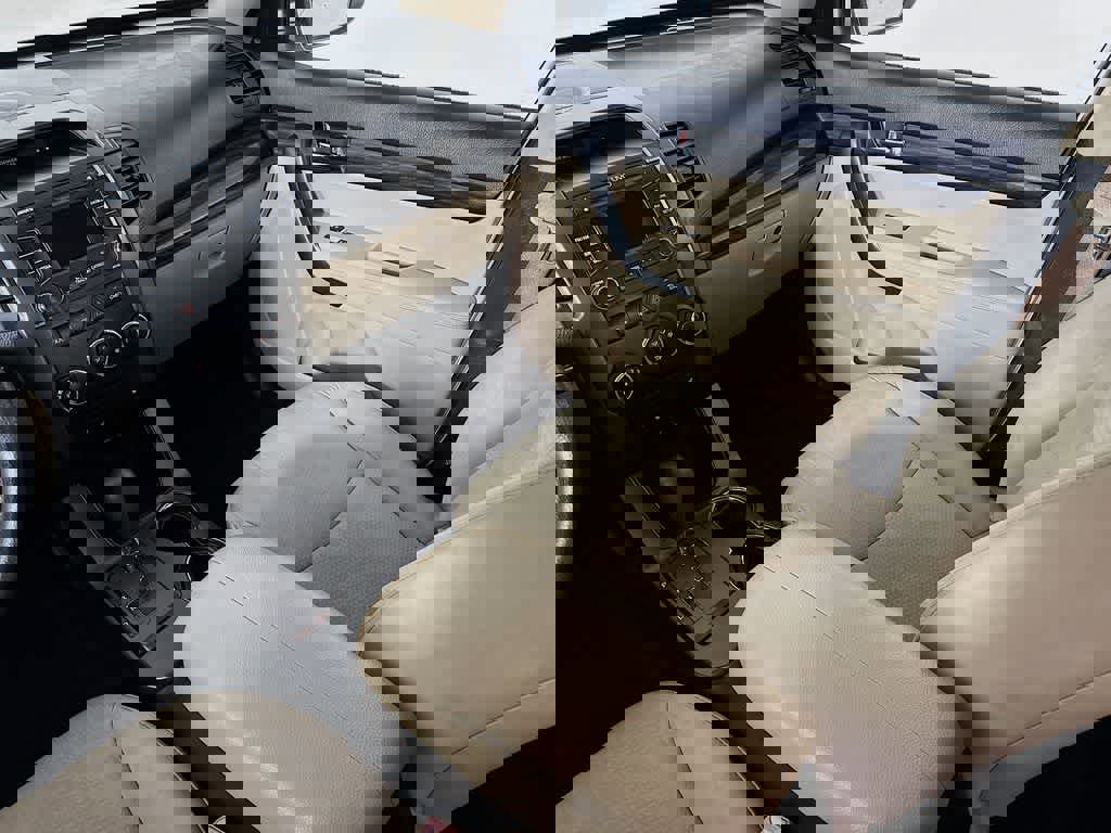 Used 2013 Kia Sorento LX w/ Convenience Pkg image 11