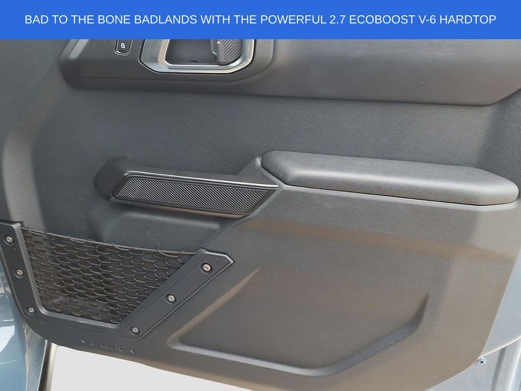 Used 2025 Ford Bronco Badlands image 9