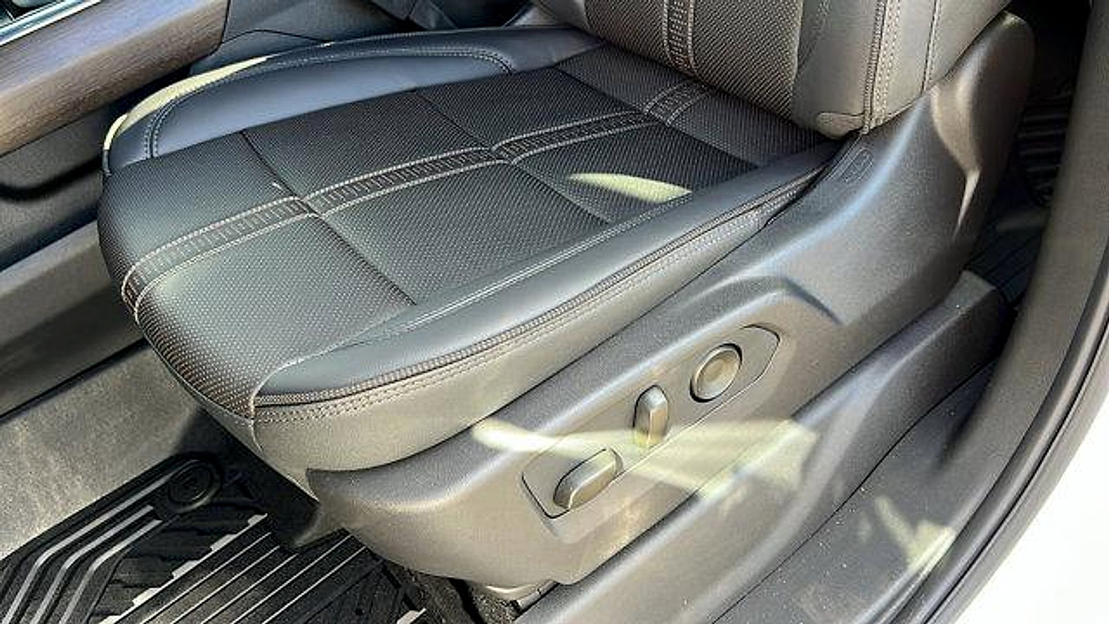 New 2026 Chevrolet Silverado 2500 High Country w/ High Country Premium Package image 21