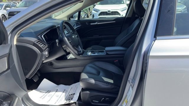 Used 2020 Ford Fusion Energi Titanium image 21