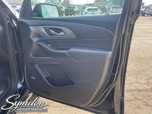 Used 2023 Chevrolet Traverse Premier w/ Redline Edition AWD/4WD image 23