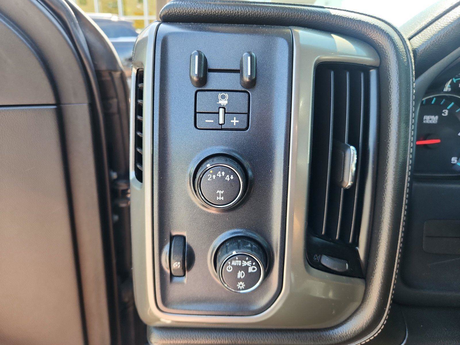 Used 2018 Chevrolet Silverado 3500 High Country w/ Duramax Plus Package AWD/4WD image 21