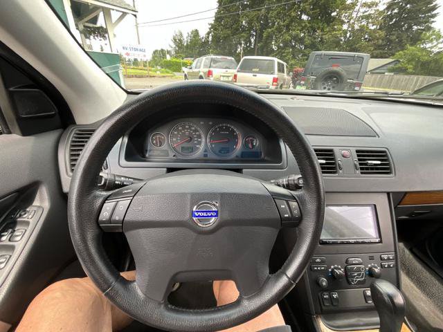 Used 2005 Volvo XC90 2.5T AWD/4WD image 9