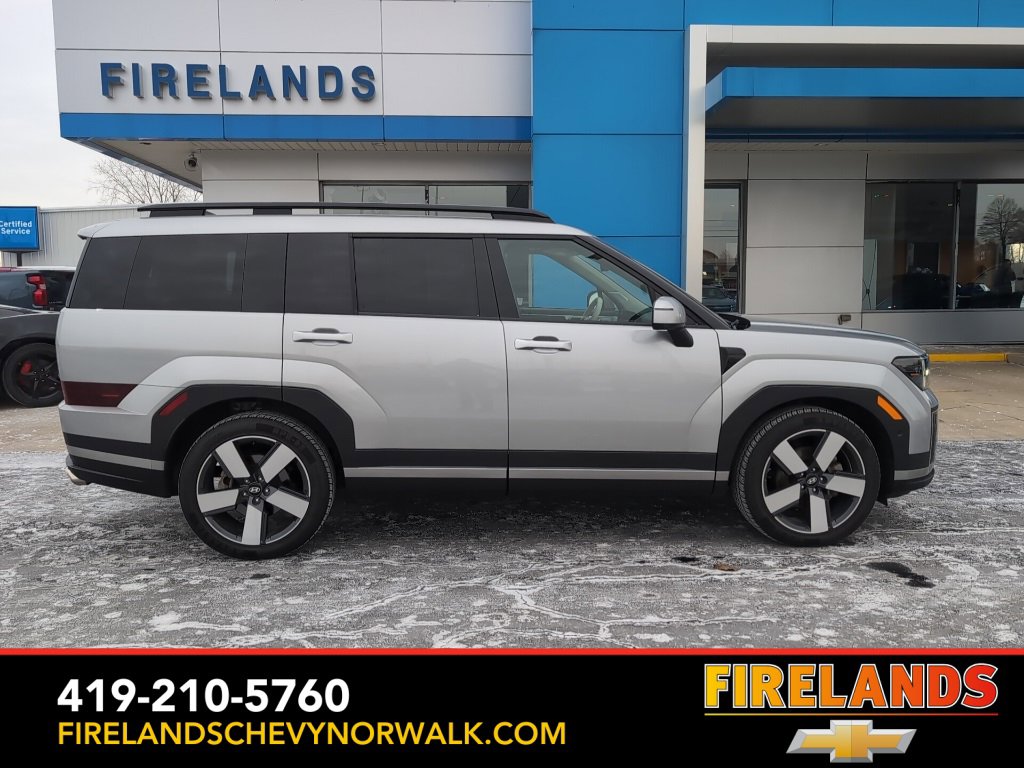 Used 2024 Hyundai Santa Fe Limited image 5