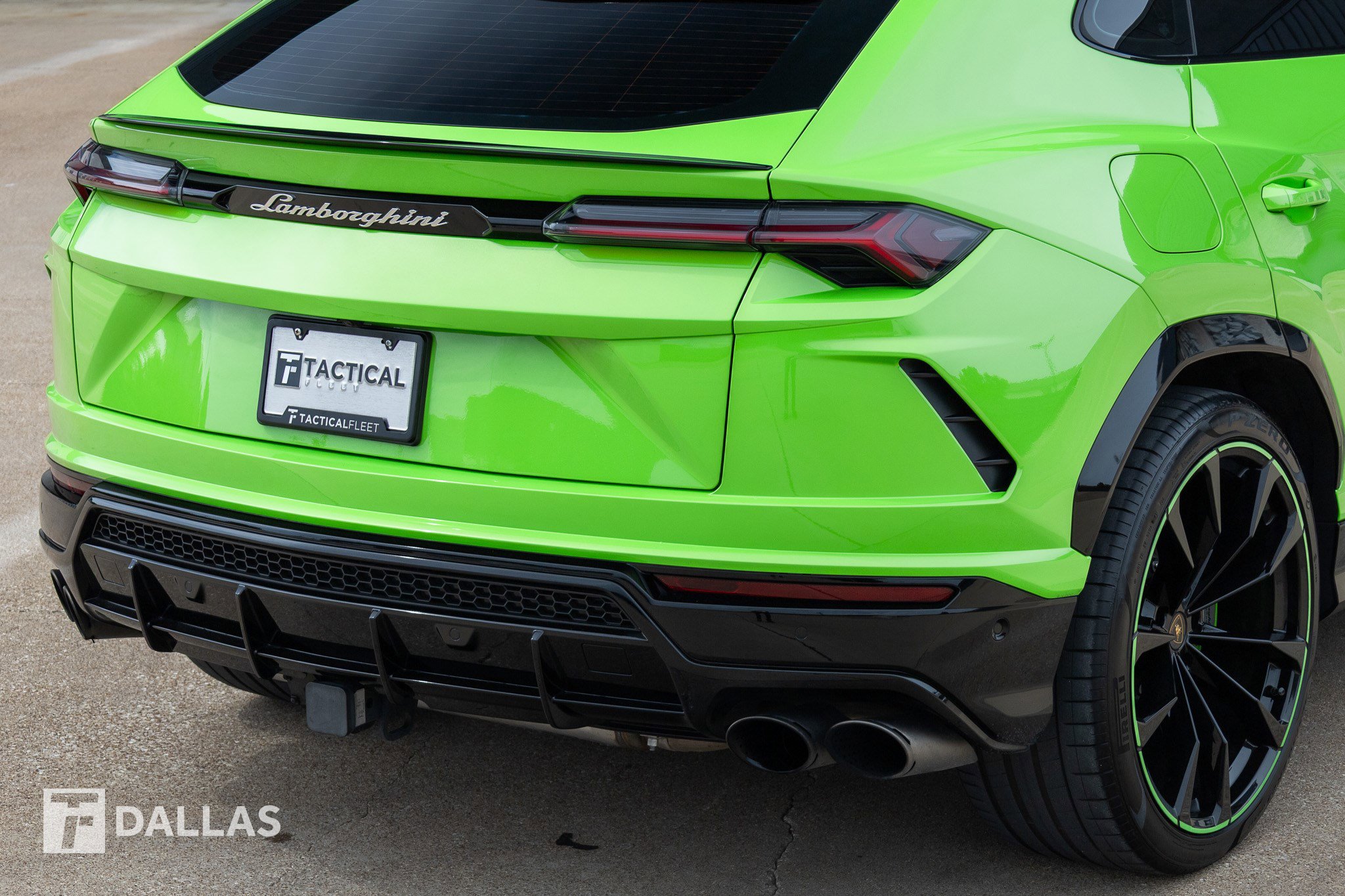 Used 2021 Lamborghini Urus AWD/4WD image 16