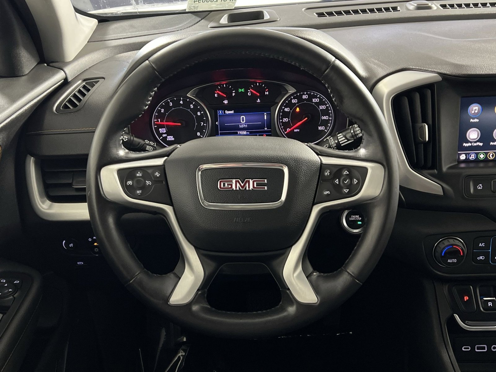 Used 2020 GMC Terrain SLE w/ Driver Convenience Package image 16