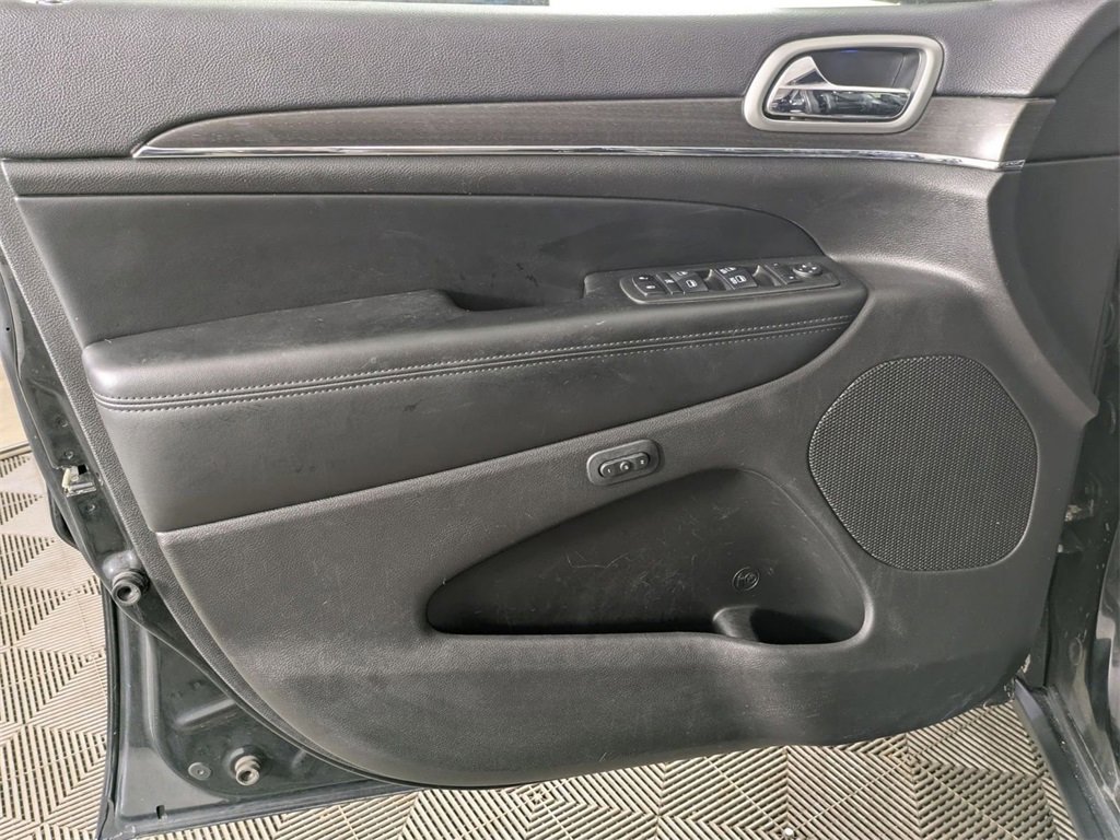 Certified 2018 Jeep Grand Cherokee Limited image 14