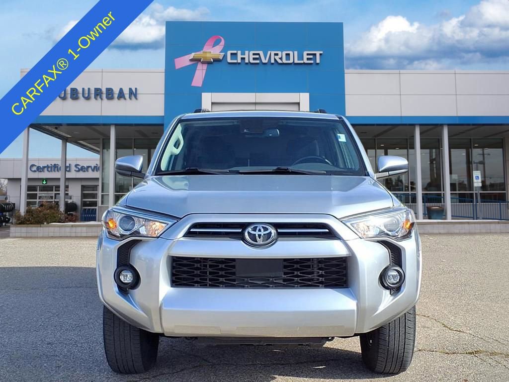 Used 2022 Toyota 4Runner SR5 image 2