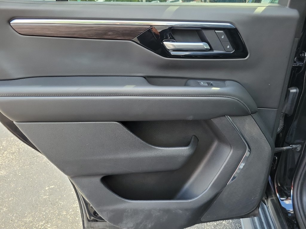 Used 2021 Chevrolet Tahoe LT AWD/4WD image 21