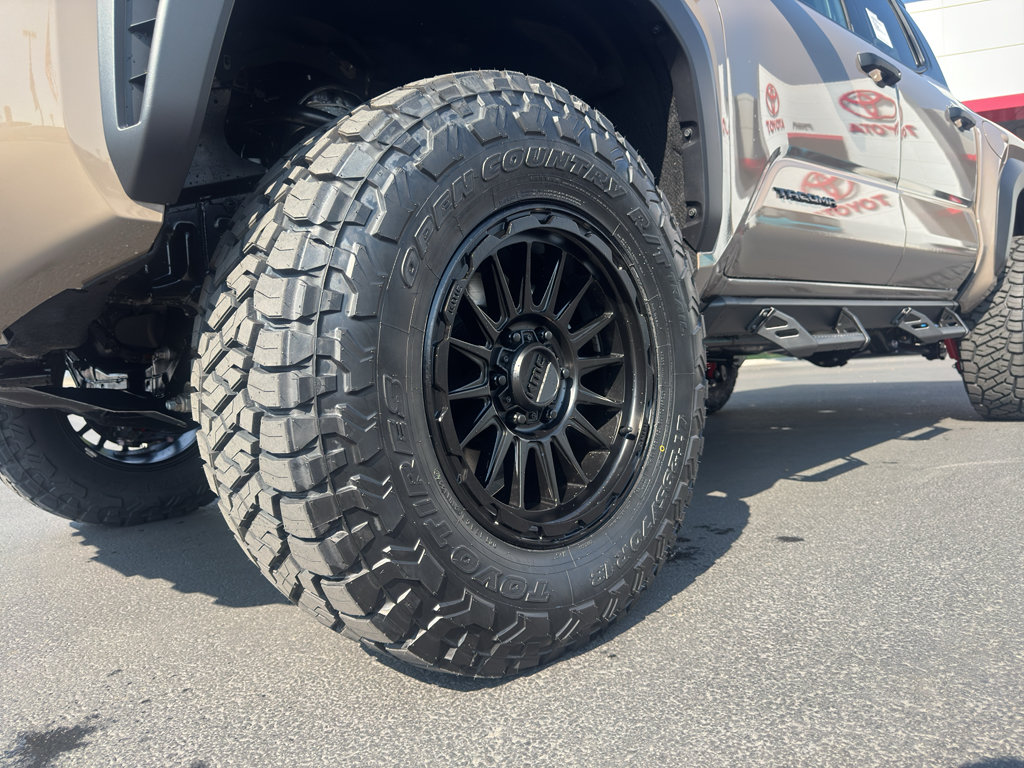 New 2026 Toyota Tacoma TRD Off-Road w/ TRD Off Road Premium Package AWD/4WD image 17