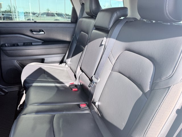 Certified 2022 Nissan Pathfinder SL AWD/4WD image 21